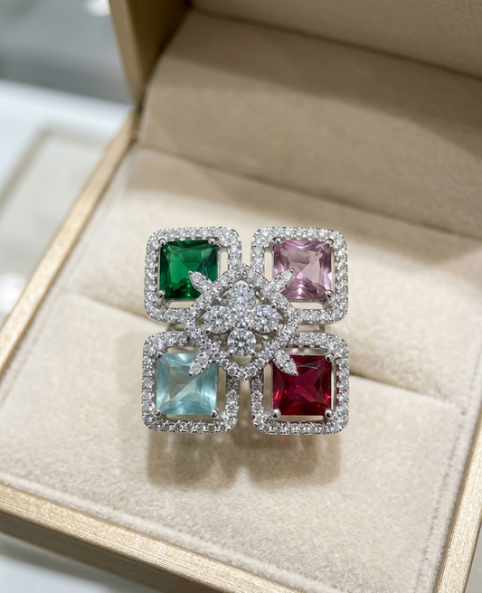 The Four Season Ring