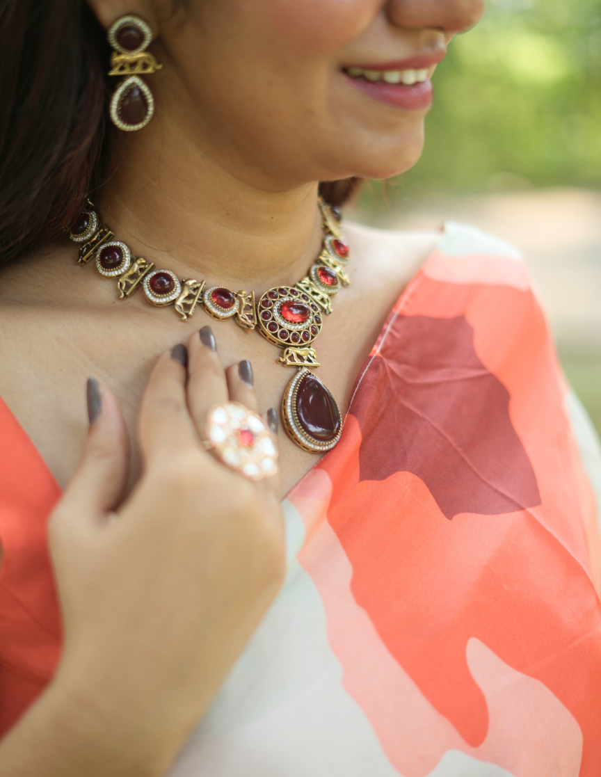 Roar Of The Regal Sun Choker