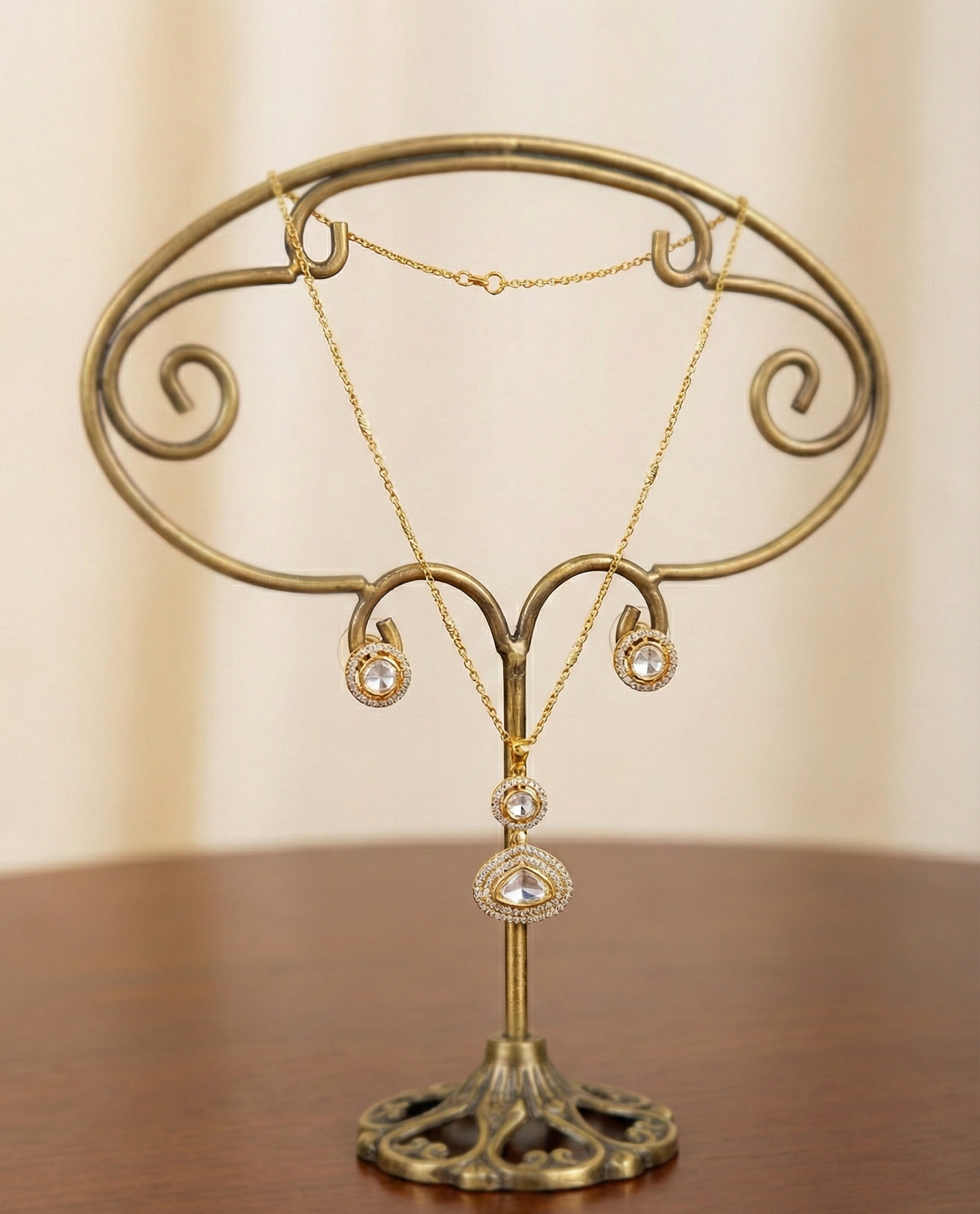 Timeless Pear Cut Set
