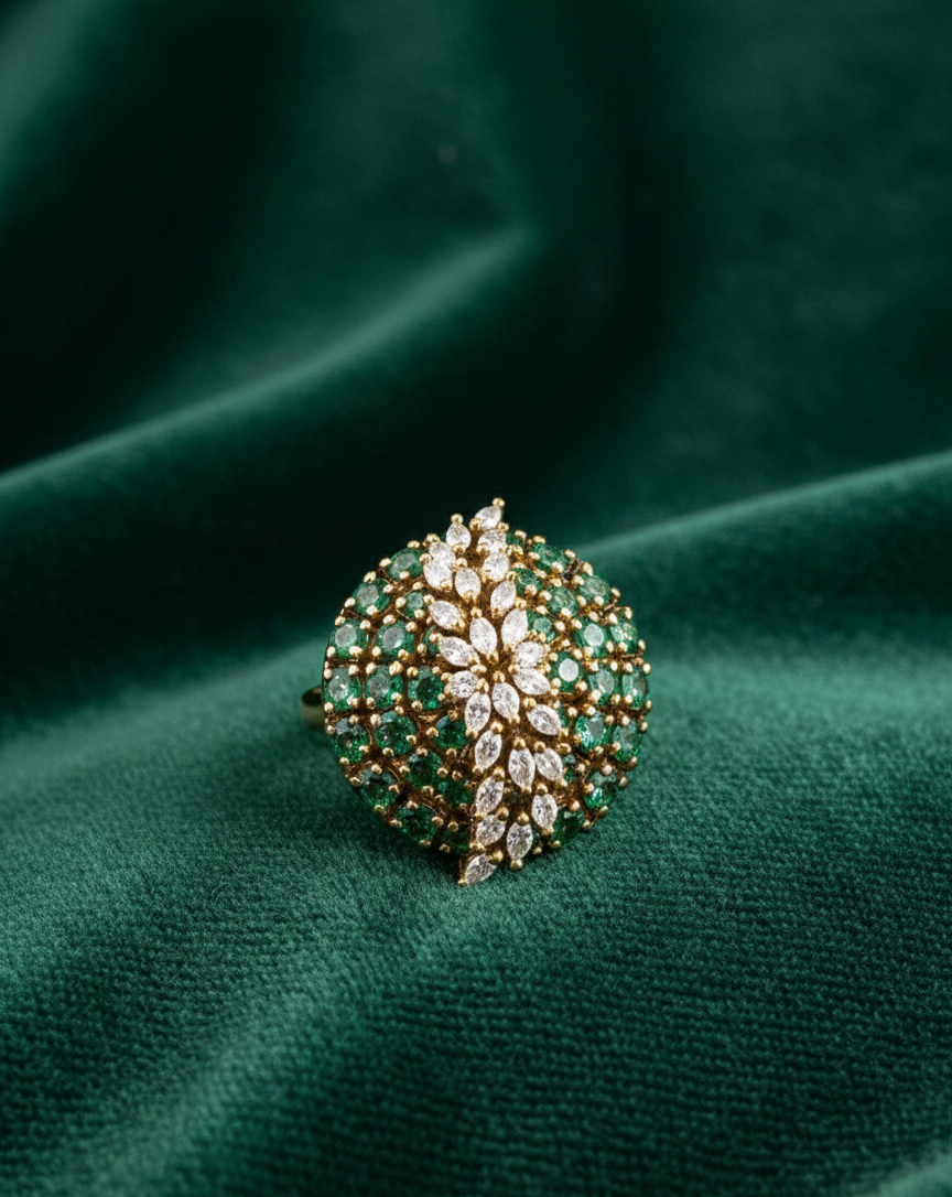 Lumina Emerald Heirloom Ring