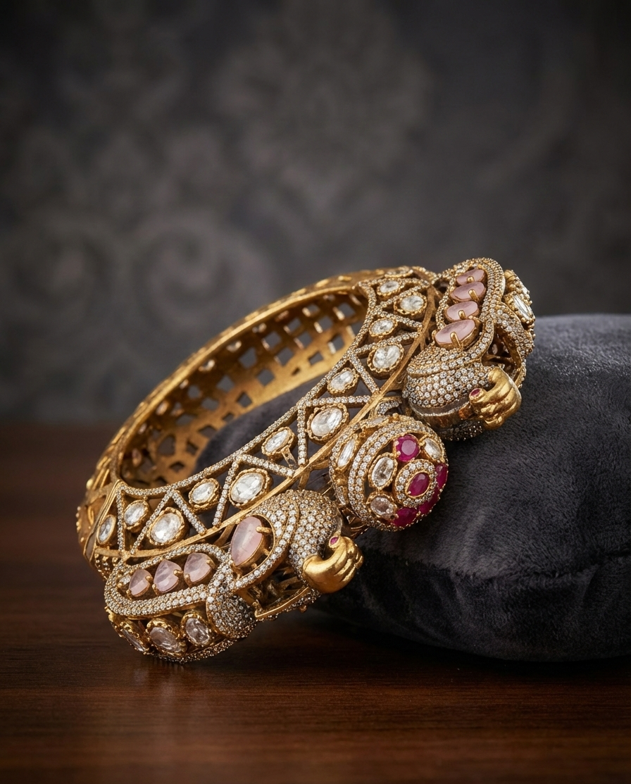 The Rajwada Heirloom Kada