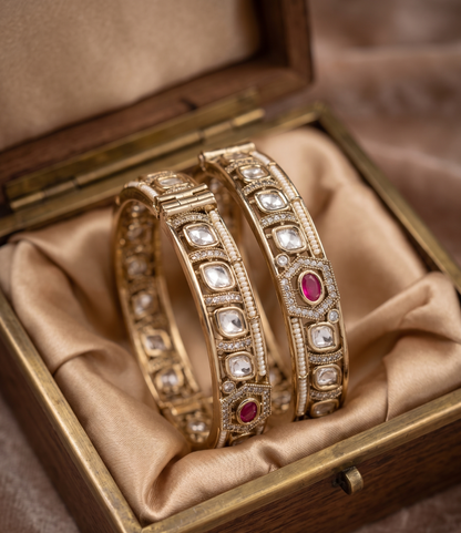 Vintage Pearl Edge Kada Set