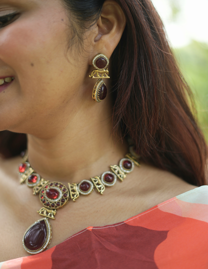 Roar Of The Regal Sun Choker