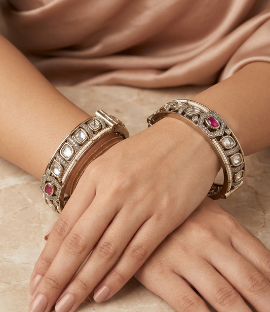 Vintage Pearl Edge Kada Set