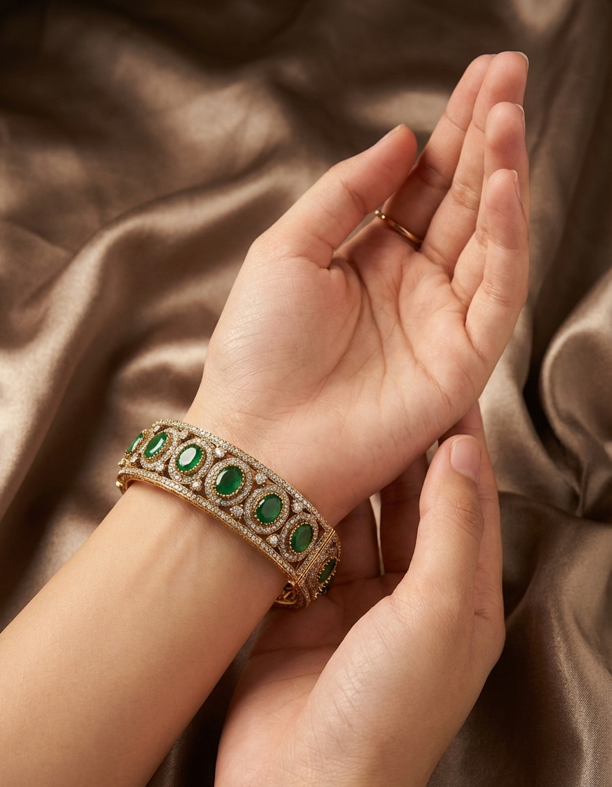 Majestic Green Oval Kada