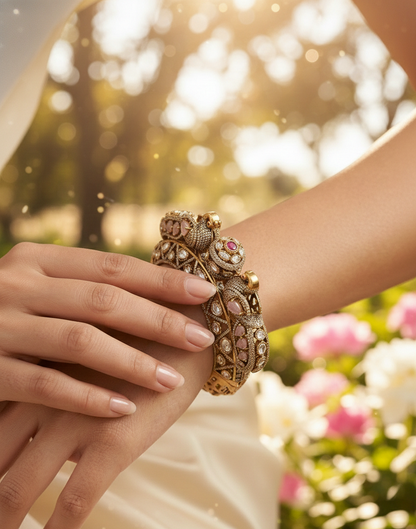 The Rajwada Heirloom Kada
