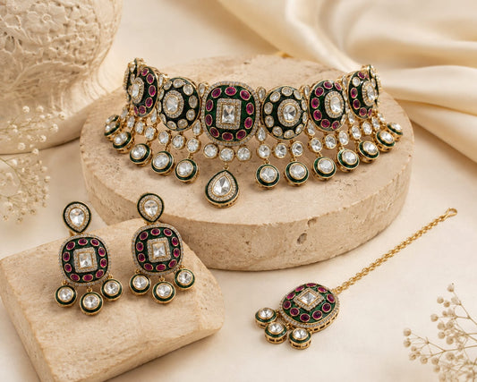 Raji Noor Set featuring a statement Indian jewellery necklace with matching earrings